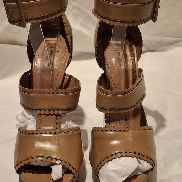 Alaia Brown Sandals - Picture 2 of 7